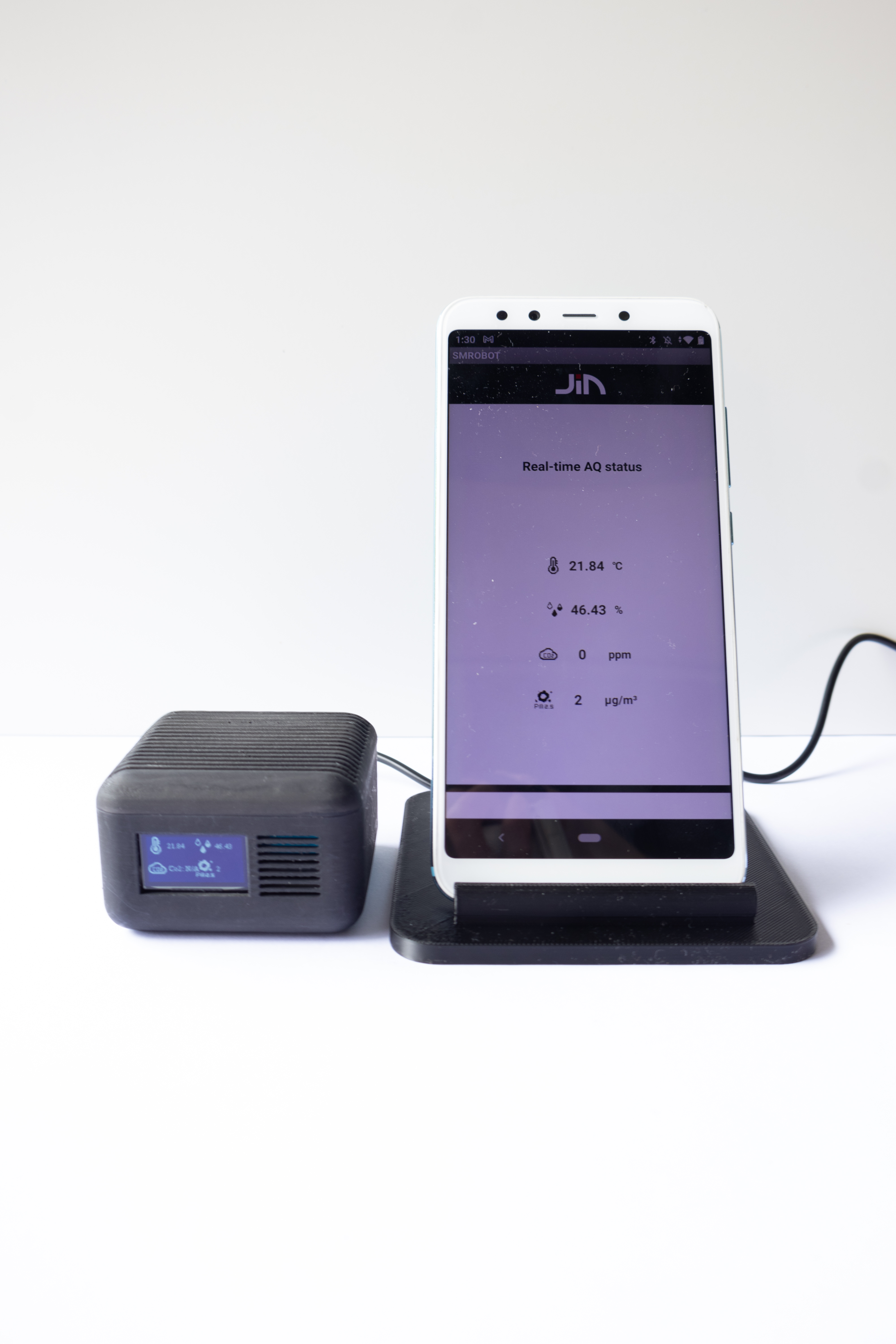 Breath Easy prototype with on-device monitoring readout and phone connection